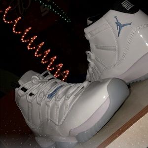 Jordan Retro 11 Legend Blue